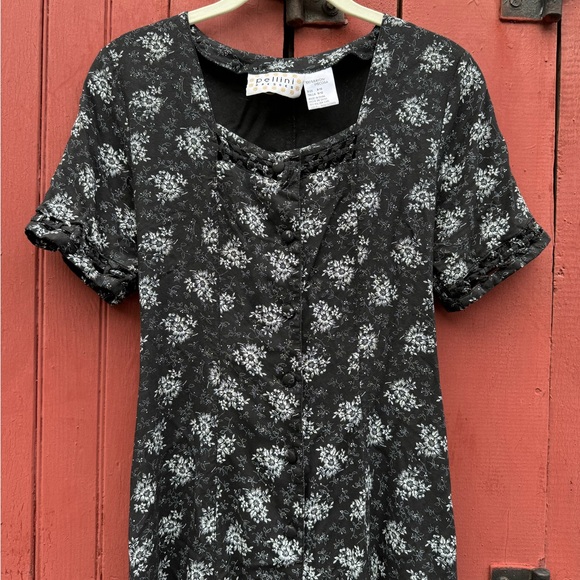 Vintage 90s dress Small XS black floral midi rayon lacing buttons short sleeve - Picture 5 of 13